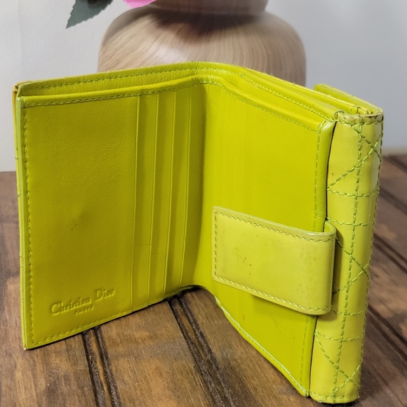 DIOR wallet, makeup case, and mascara (3pieces) - Picture 5 of 9